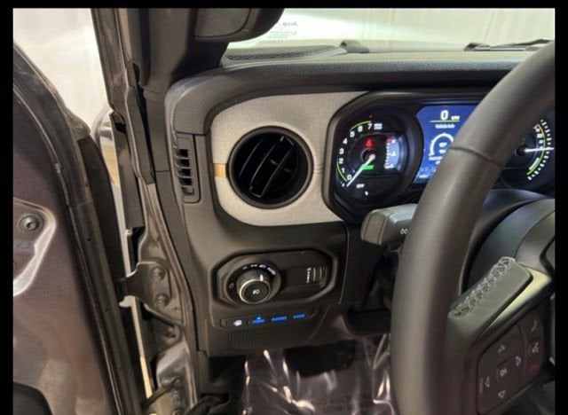 2025 Jeep Wrangler 4xe Willys
