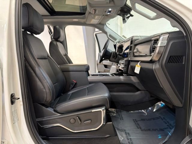 2024 Ford Super Duty F-450 DRW XL