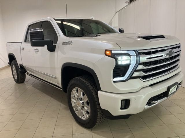 2024 Chevrolet Silverado 3500 HD High Country
