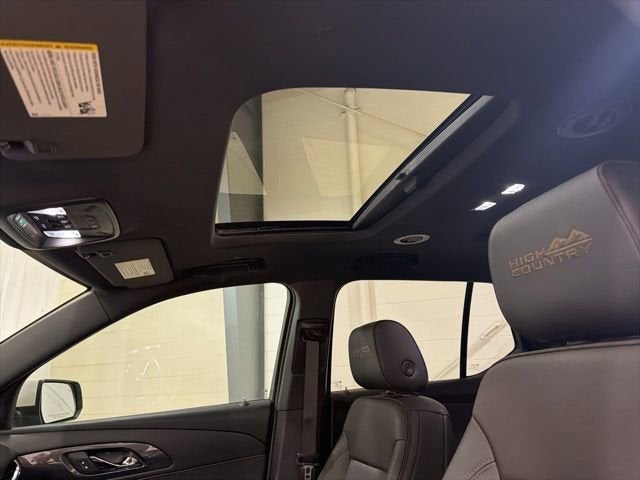 2023 Chevrolet Traverse High Country