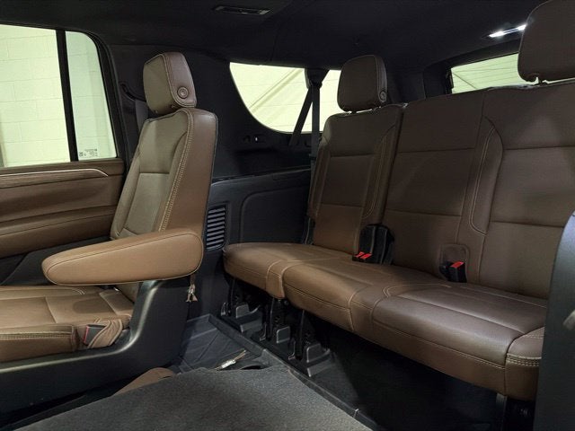 2021 Chevrolet Suburban High Country