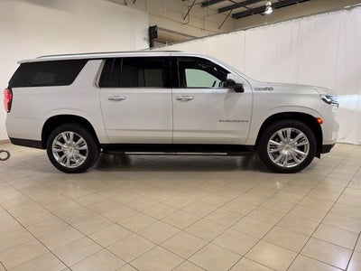 2021 Chevrolet Suburban High Country