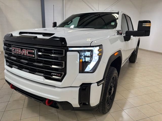 2025 GMC Sierra 2500 HD AT4