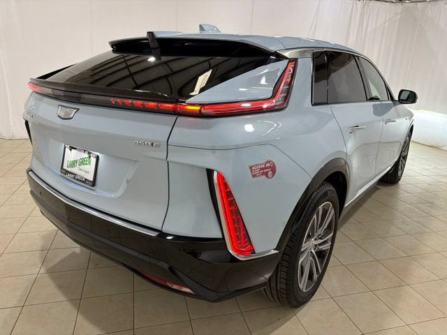 2024 Cadillac LYRIQ Luxury 1