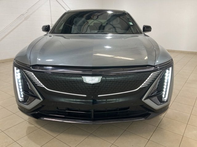 2024 Cadillac LYRIQ Sport 2