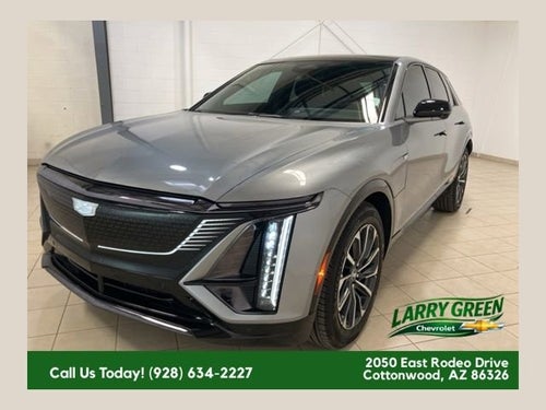 2024 Cadillac LYRIQ Sport 2