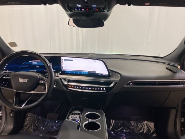 2024 Cadillac LYRIQ Sport 2