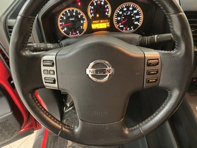 2011 Nissan Titan SV