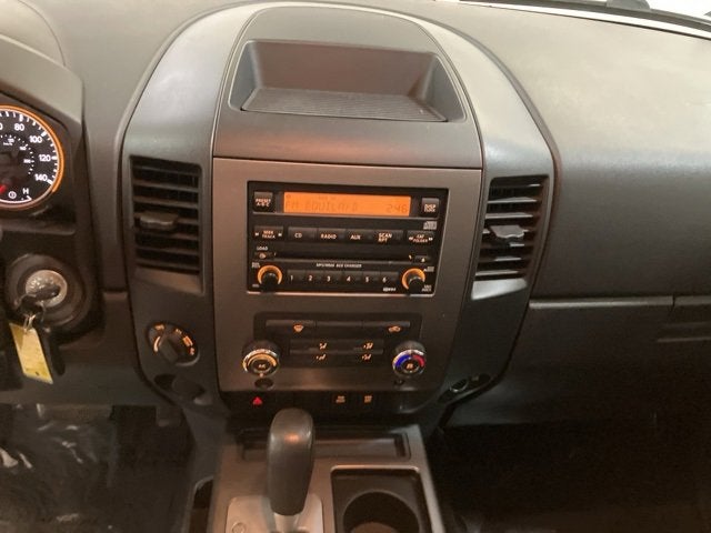 2011 Nissan Titan SV