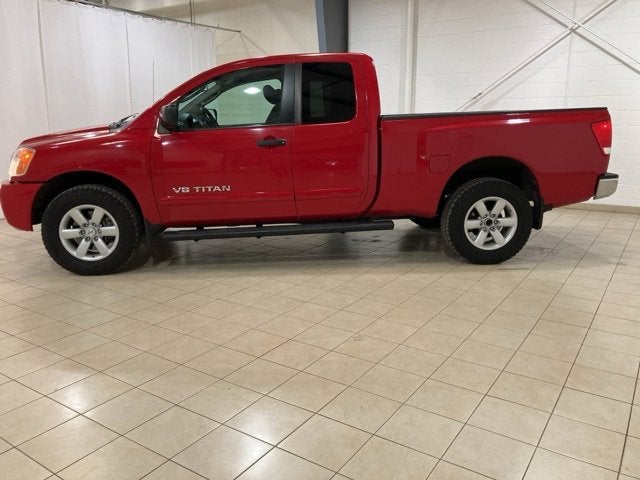 2011 Nissan Titan SV