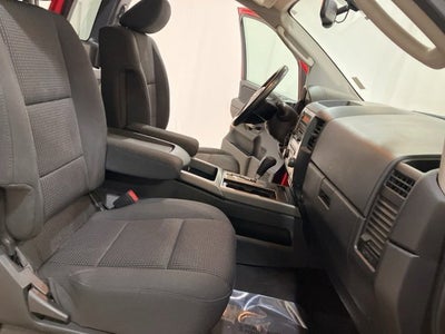 2011 Nissan Titan SV