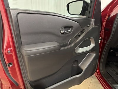 2024 Nissan Frontier SL