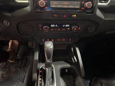 2024 Nissan Frontier SL
