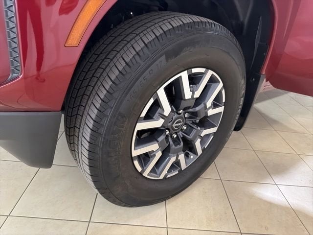 2024 Nissan Frontier SL
