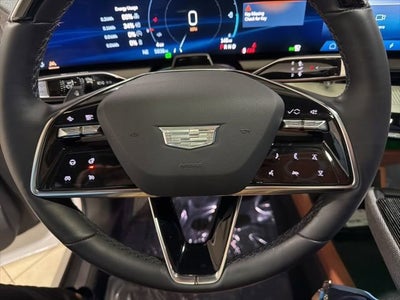 2025 Cadillac OPTIQ Luxury 2