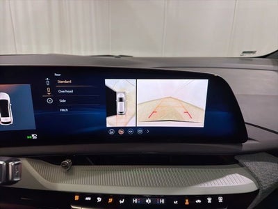 2025 Cadillac OPTIQ Luxury 2