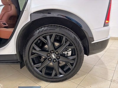 2025 Cadillac OPTIQ Luxury 2