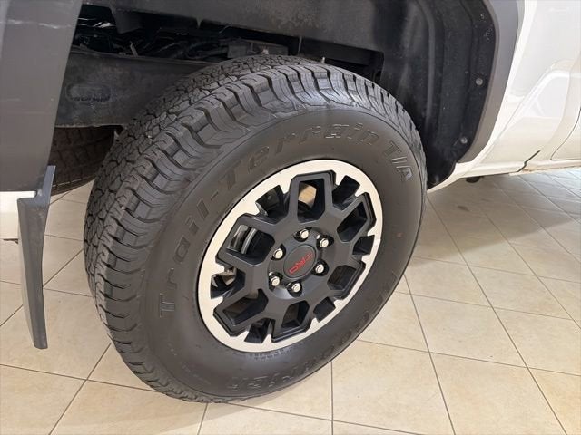 2024 Toyota Tacoma 4WD SR5