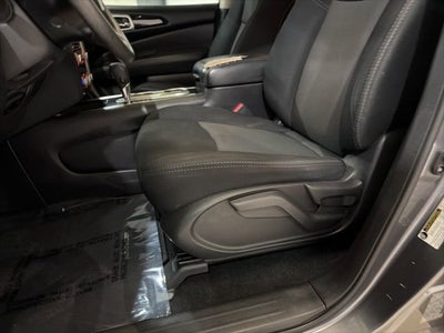 2019 Nissan Pathfinder S