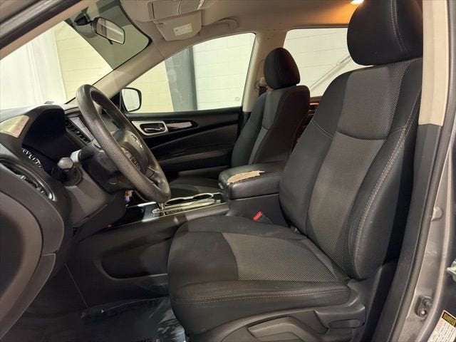 2019 Nissan Pathfinder S