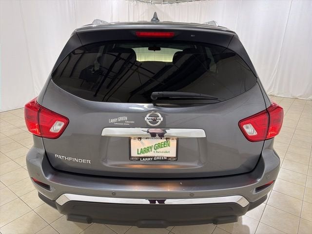 2019 Nissan Pathfinder S