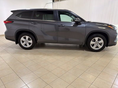 2025 Toyota Highlander LE