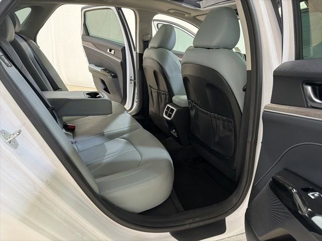 2023 Kia K5 EX