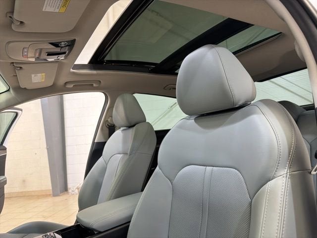 2023 Kia K5 EX