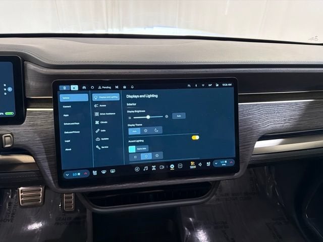 2023 RIVIAN R1T Adventure
