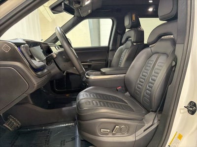 2023 RIVIAN R1S Adventure
