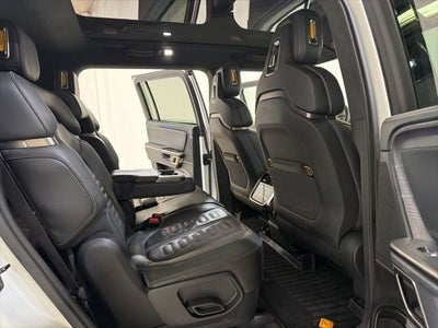 2023 RIVIAN R1S Adventure