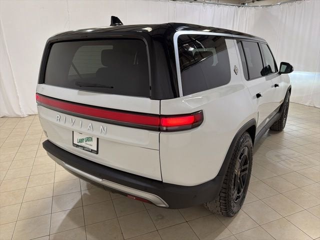 2023 RIVIAN R1S Adventure