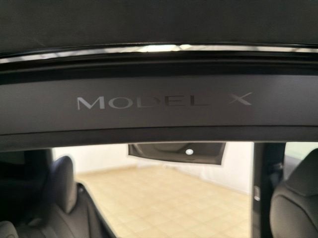 2024 Tesla Model X Base