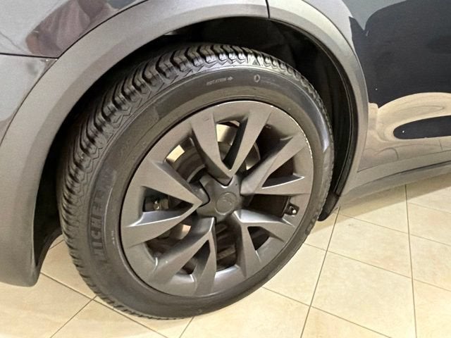 2024 Tesla Model X Base