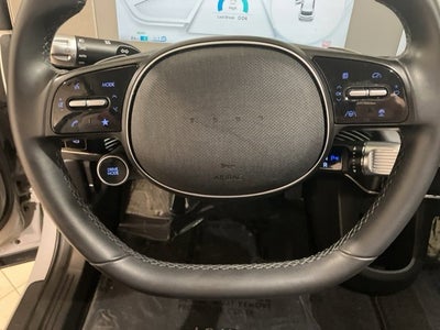 2024 Hyundai IONIQ 5 SE Standard Range