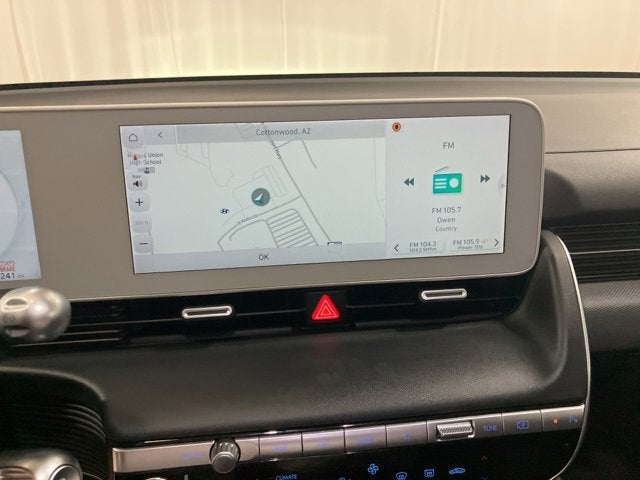 2024 Hyundai IONIQ 5 SE Standard Range