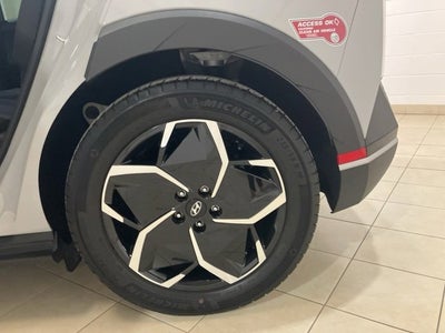 2024 Hyundai IONIQ 5 SE Standard Range