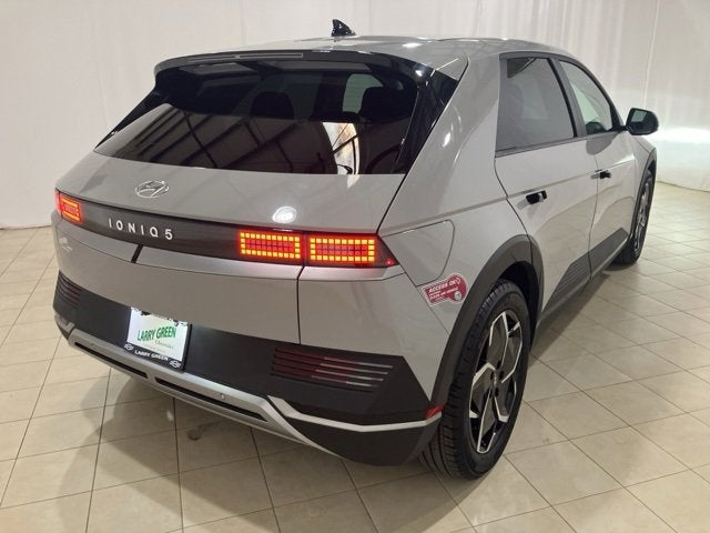 2024 Hyundai IONIQ 5 SE Standard Range