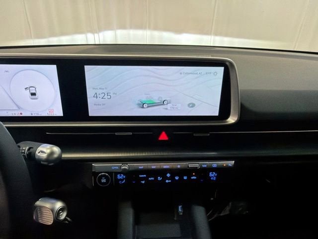 2025 Hyundai IONIQ 6 SE