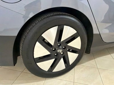 2025 Hyundai IONIQ 6 SE
