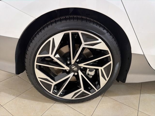 2025 Hyundai IONIQ 6 SEL