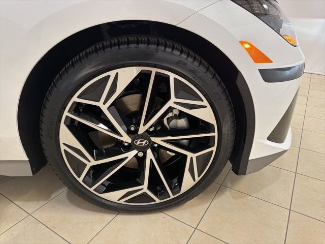 2025 Hyundai IONIQ 6 SEL
