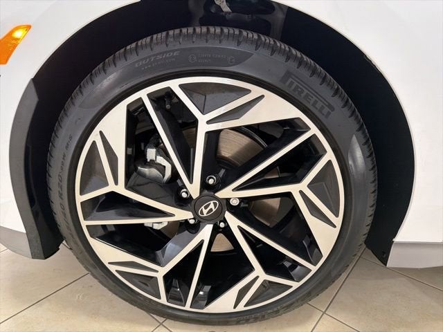 2025 Hyundai IONIQ 6 SEL
