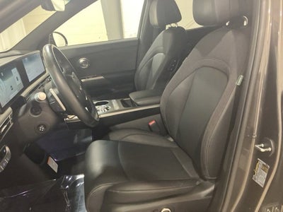 2024 Genesis GV60 Standard