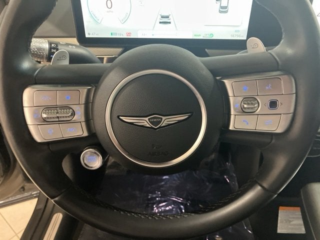 2024 Genesis GV60 Standard