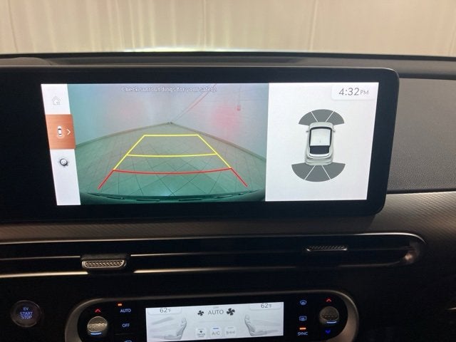 2024 Genesis GV60 Standard