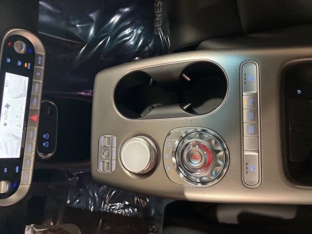 2024 Genesis GV60 Standard