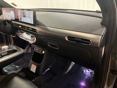 2024 Genesis GV60 Standard