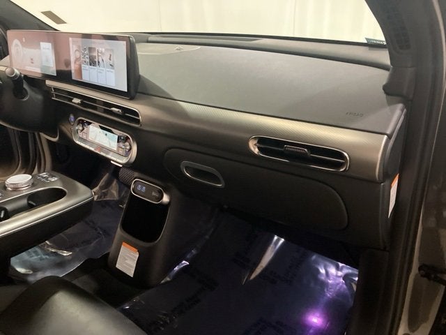 2024 Genesis GV60 Standard