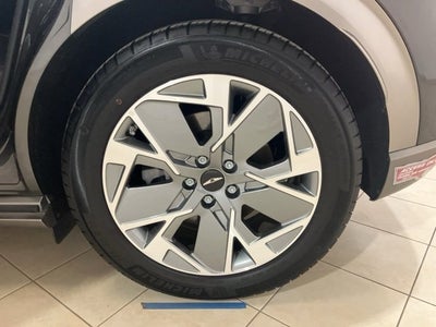 2024 Genesis GV60 Standard